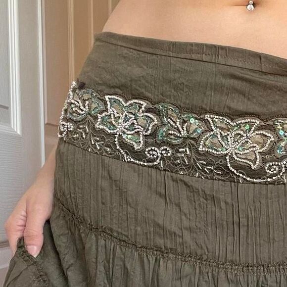 London Y Women's Olive Green Maxi Skirt - Picture 3 of 6